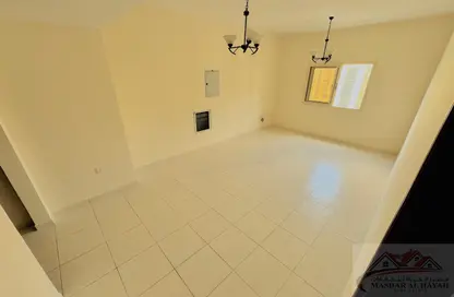 Apartment - 1 Bedroom - 2 Bathrooms for rent in Muwaileh 29 Building - Muwaileh - Sharjah