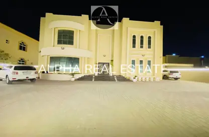 فيلا - 5 غرف نوم - 8 حمامات للبيع في الرحمانية - الشارقة