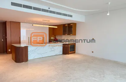 Apartment - 3 Bedrooms - 5 Bathrooms for sale in Ellington Beach House - Palm Jumeirah - Dubai