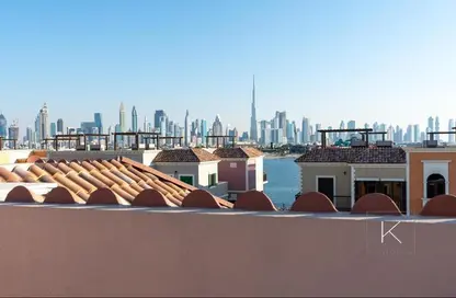 Villa - 3 Bedrooms - 6 Bathrooms for rent in Sur La Mer - La Mer - Jumeirah - Dubai