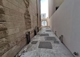 فيلا - 8 غرف نوم - 8 حمامات للكراء في حي السفارات - شارع المطار - أبوظبي
