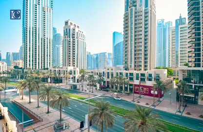 Apartment - 3 Bedrooms - 3 Bathrooms for rent in 29 Burj Boulevard Podium - 29 Burj Boulevard - Downtown Dubai - Dubai