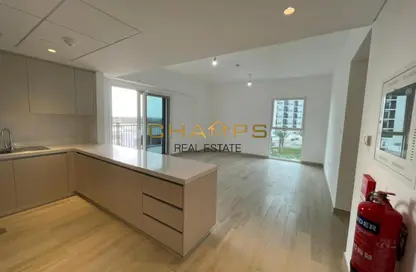 Apartment - 3 Bedrooms - 4 Bathrooms for sale in Waters Edge - Yas Island - Abu Dhabi