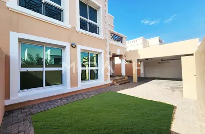 Villa - 4 Bedrooms - 5 Bathrooms for rent in Umm Suqeim 2 - Umm Suqeim - Dubai