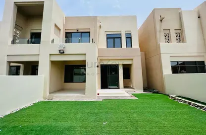 Outdoor House image for: Townhouse - 3 Bedrooms - 4 Bathrooms for sale in Mira Oasis 3 - Mira Oasis - Reem - Dubai, Image 1