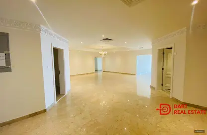 Apartment - 4 Bedrooms - 5 Bathrooms for rent in Al Shaheen Tower - Al Khalidiya - Abu Dhabi