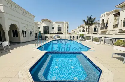 Villa - 5 Bedrooms - 6 Bathrooms for rent in Umm Suqeim 1 Villas - Umm Suqeim 1 - Umm Suqeim - Dubai
