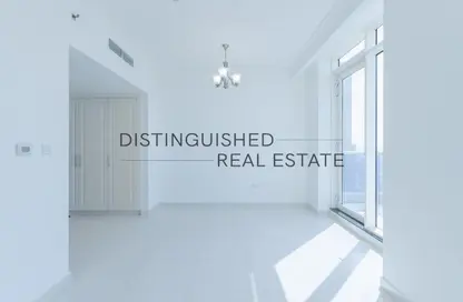 Apartment - 1 Bedroom - 2 Bathrooms for rent in Majestic Tower - Al Abraj street - Business Bay - Dubai