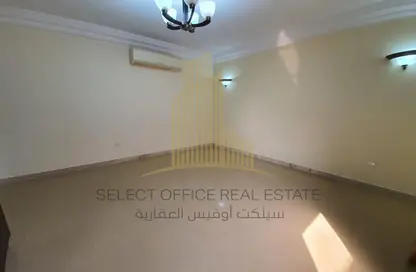 Empty Room image for: Villa - 6 Bedrooms for rent in Khalifa City - Abu Dhabi, Image 1