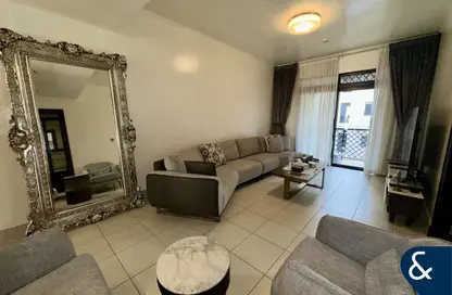 Apartment - 1 Bedroom - 2 Bathrooms for sale in Yansoon 7 - Yansoon - Old Town - Dubai