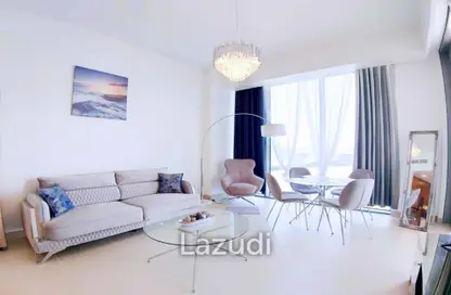 Living / Dining Room image for: Apartment - 1 Bedroom - 1 Bathroom for rent in 5242 Tower 1 - 5242 - Dubai Marina - Dubai, Image 1