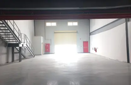 Warehouse - Studio - 1 Bathroom for rent in Al Sajaa S - Al Sajaa - Sharjah