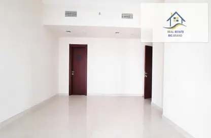 Empty Room image for: Apartment - 3 Bedrooms - 3 Bathrooms for rent in Al Falah City - Abu Dhabi, Image 1
