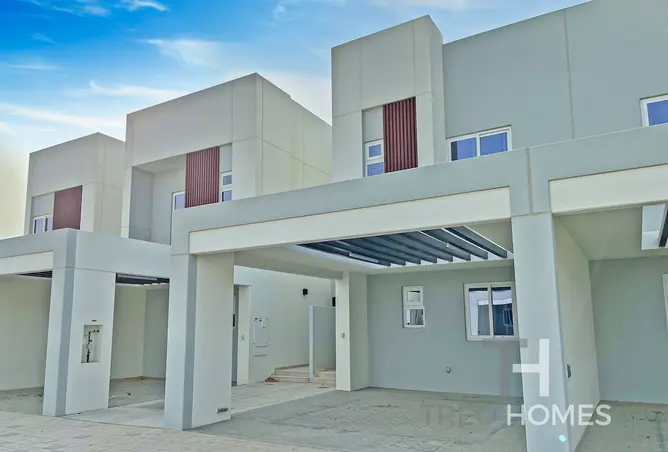 Townhouse - 3 Bedrooms - 4 Bathrooms for sale in Amaranta - Villanova - Dubai Land - Dubai