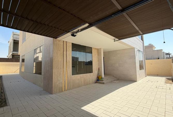 15637603 - Property Main Image