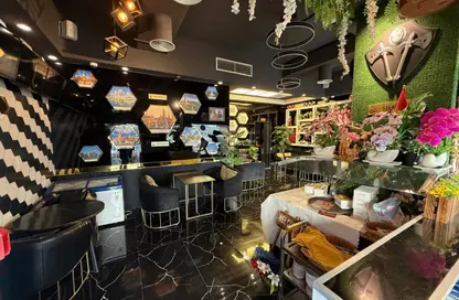 Shop - Studio - 1 Bathroom for sale in Building Y21 - England Cluster - International City - Dubai