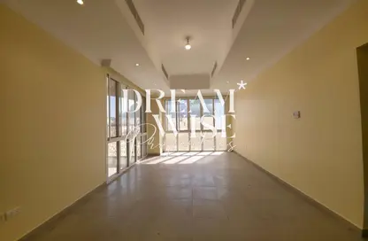 Villa - 5 Bedrooms - 6 Bathrooms for rent in Al Bateen - Abu Dhabi