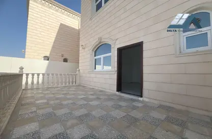 شقة - 1 حمام للايجار في مركز محمد بن زايد - مدينة محمد بن زايد - أبوظبي