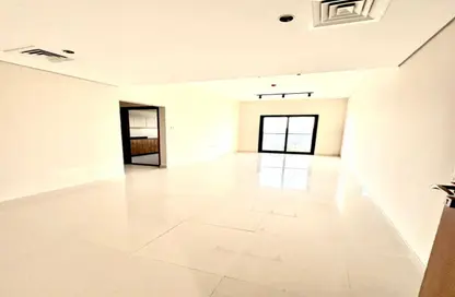Apartment - 3 Bedrooms - 3 Bathrooms for rent in Sheikh Jaber Al Sabah Street - Al Naimiya - Al Nuaimiya - Ajman
