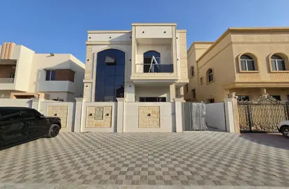 Villa - 5 Bedrooms - 7 Bathrooms for sale in Al Yasmeen 1 - Al Yasmeen - Ajman