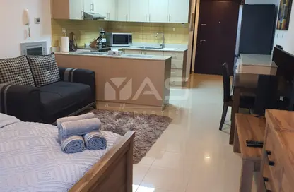 شقة - 1 حمام للايجار في فيروز - باب البحر - جزيرة المرجان - رأس الخيمة