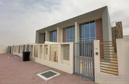 Townhouse - 1 Bedroom - 2 Bathrooms for rent in Rukan 3 - Rukan - Dubai