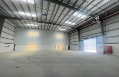 Warehouse - Studio - 1 Bathroom for rent in Dubai Investment Park 1 (DIP 1) - Dubai Investment Park (DIP) - Dubai