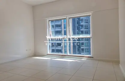 Apartment - Studio - 1 Bathroom for rent in Cascades Tower - Dubai Marina - Dubai