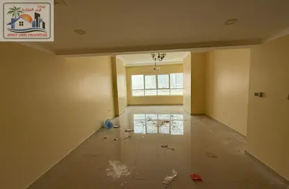 Apartment - 2 Bedrooms - 3 Bathrooms for rent in Al Khan Corniche - Al Khan - Sharjah