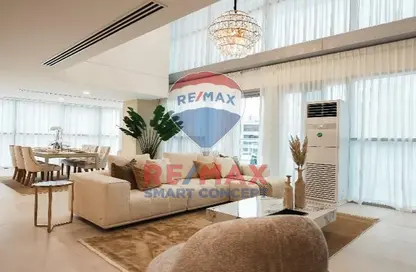 Apartment - 1 Bedroom - 2 Bathrooms for sale in Radiant Marina Towers - Shams Abu Dhabi - Al Reem Island - Abu Dhabi