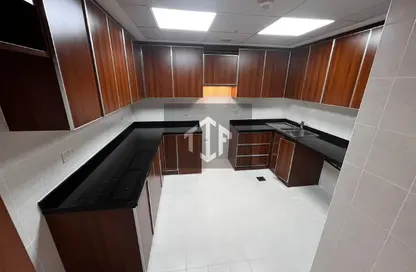 Apartment - 2 Bedrooms - 2 Bathrooms for rent in 21st Century Tower - Sheikh Zayed Road - Dubai Apartment - 2 Bedrooms - 2 Bathrooms for rent in 21st Century Tower - Sheikh Zayed Road - Dubai