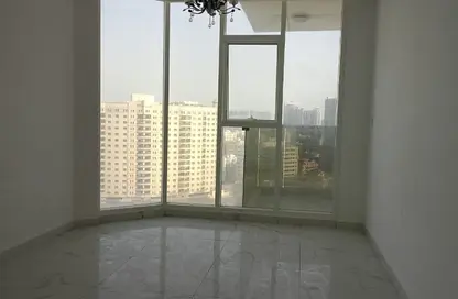 Apartment - 3 Bedrooms - 3 Bathrooms for rent in Ajman Corniche Residences - Ajman Corniche Road - Ajman