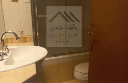 Apartment - 3 Bedrooms - 4 Bathrooms for rent in Al Nahyan Camp - Abu Dhabi