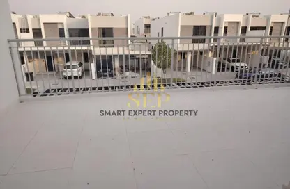 Townhouse - 3 Bedrooms - 5 Bathrooms for rent in Zinnia - Damac Hills 2 - Dubai