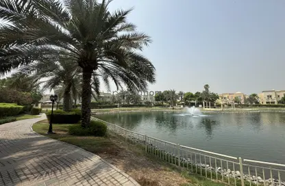 فيلا - 2 غرف نوم - 3 حمامات للايجار في الينابيع 3 - الينابيع - دبي