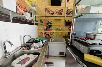 Shop - Studio - 1 Bathroom for rent in Khalifa Street - Central District - Al Ain