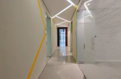 مكتب - استوديو - 2 حمامات للايجار في برج الياقوت - دانة بو ظبي - أبوظبي