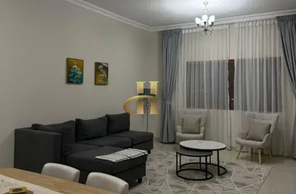 شقة - غرفة نوم - 2 حمامات للايجار في جي 24 - منطقة 11 - قرية الجميرا سركل - دبي