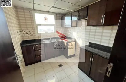 شقة - غرفة نوم - 1 حمام للايجار في برج الكورنيش - طريق كورنيش عجمان - عجمان