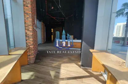 Retail - Studio for rent in Danet Abu Dhabi - Abu Dhabi