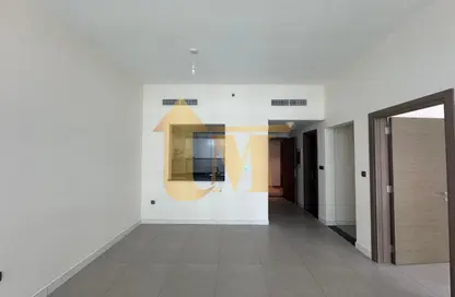 Apartment - 1 Bedroom - 2 Bathrooms for rent in La Riviera Apartments - Jumeirah Village Circle - Dubai