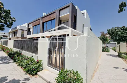 فيلا - 5 غرف نوم - 6 حمامات للايجار في اورا - تلال الغاف - دبي