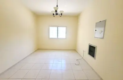 Apartment - 1 Bedroom - 2 Bathrooms for rent in Muwaileh 29 Building - Muwaileh - Sharjah