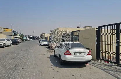 Show Room - Studio - 1 Bathroom for sale in Al Sajaa Industrial - Al Sajaa - Sharjah