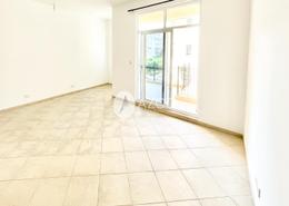 صورةغرفة فارغة لـ: Studio - 1 حمام للبيع في ريجنت هاوس 1 - ريجنت هاوس - مدينة السيارات - دبي, صورة 1