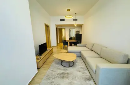 Apartment - 1 Bedroom - 2 Bathrooms for rent in Regina Tower - Jumeirah Village Circle - Dubai