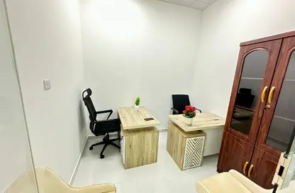 Office Space - Studio - 1 Bathroom for rent in Red Avenue - Al Garhoud - Dubai