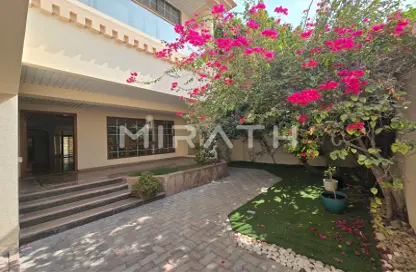 Villa - 4 Bedrooms - 5 Bathrooms for rent in Umm Suqeim 3 Villas - Umm Suqeim 3 - Umm Suqeim - Dubai