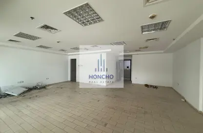 Office Space - Studio - 1 Bathroom for rent in Horizon Building - Al Barsha 1 - Al Barsha - Dubai