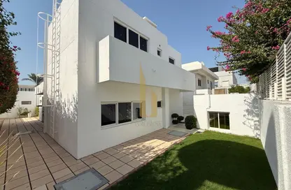 Villa - 5 Bedrooms - 5 Bathrooms for rent in Umm Suqeim 3 Villas - Umm Suqeim 3 - Umm Suqeim - Dubai